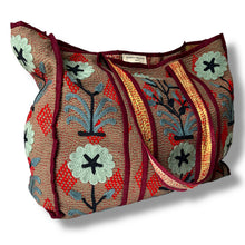 Load image into Gallery viewer, Dharma flower bag