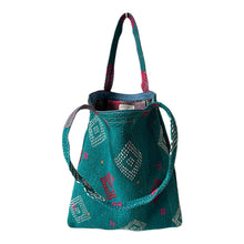 Load image into Gallery viewer, Kiki kantha tote 21
