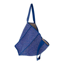 Load image into Gallery viewer, Kiva Kantha bag 02
