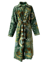 Load image into Gallery viewer, Anvi velvet coat