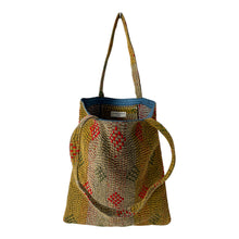 Load image into Gallery viewer, Kiki kantha tote 09