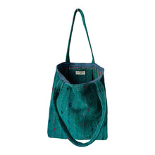 Load image into Gallery viewer, Kiki kantha tote 17