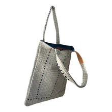 Load image into Gallery viewer, Kiki kantha tote 10