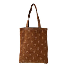 Load image into Gallery viewer, Kiki kantha tote 12
