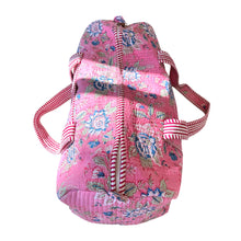 Load image into Gallery viewer, Delphina duffle bag
