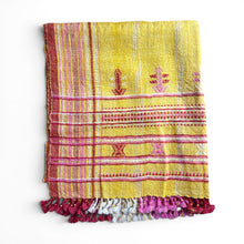 Load image into Gallery viewer, Vida wool scarf

