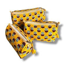 Load image into Gallery viewer, Woodblock print wash bag 07
