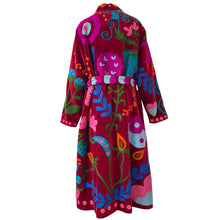 Load image into Gallery viewer, Anvi  velvet coat
