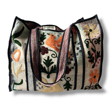 Load image into Gallery viewer, Dharma love bag
