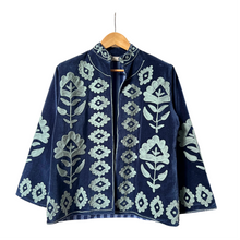 Load image into Gallery viewer, Velvet embroidered flora jacket
