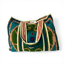 Load image into Gallery viewer, Anoushka bag 05

