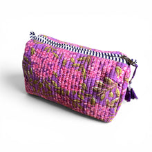Load image into Gallery viewer, Woodblock print wash bag 04

