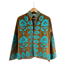 Load image into Gallery viewer, Velvet embroidered flora jacket
