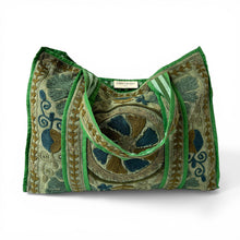 Load image into Gallery viewer, Anoushka bag 18

