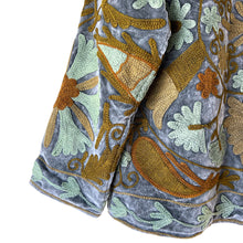 Load image into Gallery viewer, Deepali jacket Suzani 52
