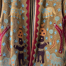 Load image into Gallery viewer, Deepali jacket 29 animal farm
