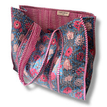 Load image into Gallery viewer, Adeline wood block print bag
