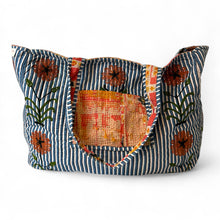 Load image into Gallery viewer, Dharma flower bag
