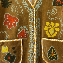 Load image into Gallery viewer, Goya velvet embroidered jacket
