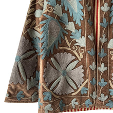 Load image into Gallery viewer, Deepali jacket 44 suzani

