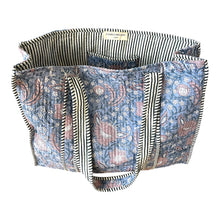 Load image into Gallery viewer, Adeline tote bag
