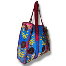 Load image into Gallery viewer, Dharma flower bag
