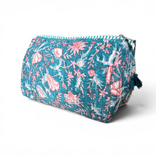 Load image into Gallery viewer, Woodblock print wash bag 10
