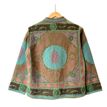 Load image into Gallery viewer, Velvet embroidered Suzani jacket
