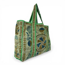 Load image into Gallery viewer, Anoushka bag 18
