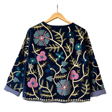 Load image into Gallery viewer, Velvet embroidered flora jacket
