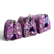 Load image into Gallery viewer, Woodblock print wash bag 09
