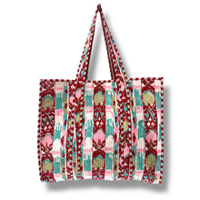 Load image into Gallery viewer, Adeline wood block print bag

