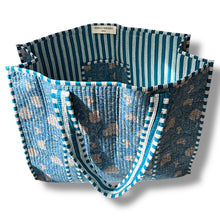 Load image into Gallery viewer, Adeline wood block bag
