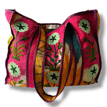 Load image into Gallery viewer, Dharma flower bag
