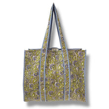 Load image into Gallery viewer, Adeline wood block print bag
