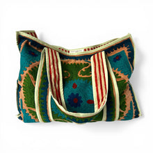 Load image into Gallery viewer, Anoushka bag 05
