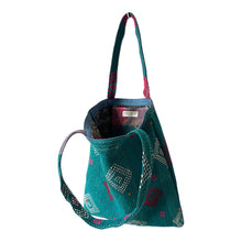 Load image into Gallery viewer, Kiki kantha tote 21
