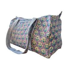 Load image into Gallery viewer, Delphina duffle bag
