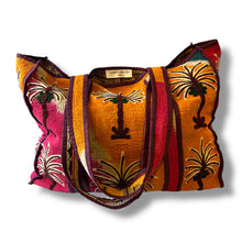 Load image into Gallery viewer, Dharma palm tree bag
