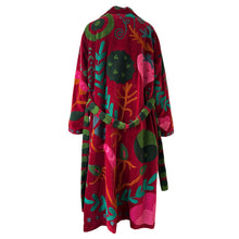 Load image into Gallery viewer, Anvi velvet coat
