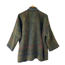 Load image into Gallery viewer, Priya Kantha jacket 38
