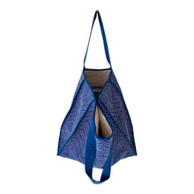 Load image into Gallery viewer, Kiva Kantha bag 02
