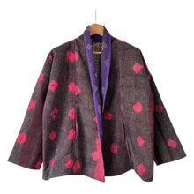 Load image into Gallery viewer, Vedaya Kantha jacket 11
