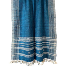 Load image into Gallery viewer, Vida wool scarf
