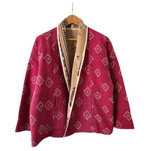 Load image into Gallery viewer, Vedaya Kantha jacket 02
