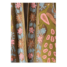 Load image into Gallery viewer, Velvet embroidered peacock jacket
