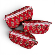 Load image into Gallery viewer, Woodblock print wash bag 06
