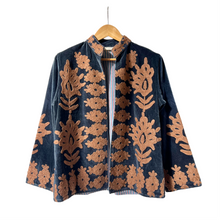 Load image into Gallery viewer, Velvet embroidered jacket

