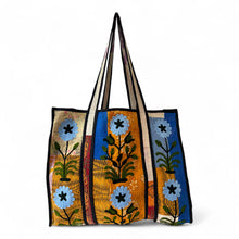 Load image into Gallery viewer, Dharma flower bag
