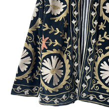 Load image into Gallery viewer, Deepali jacket 48 suzani
